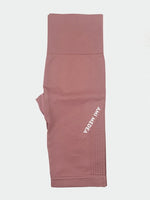 Load image into Gallery viewer, Letter Print Short
